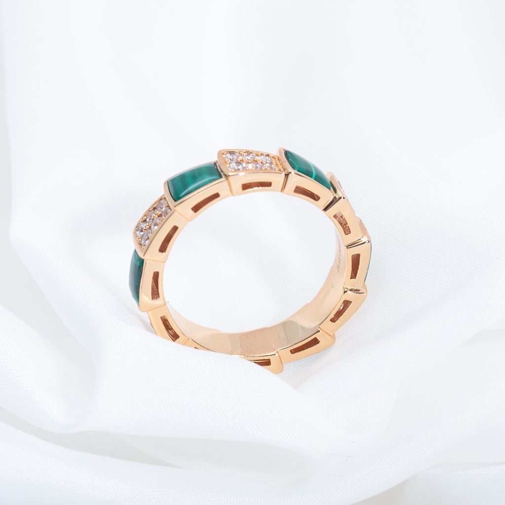 BVLGARI SERPENTI RING PINK GOLD MALACHITE DIAMOND PAVED 4MM
