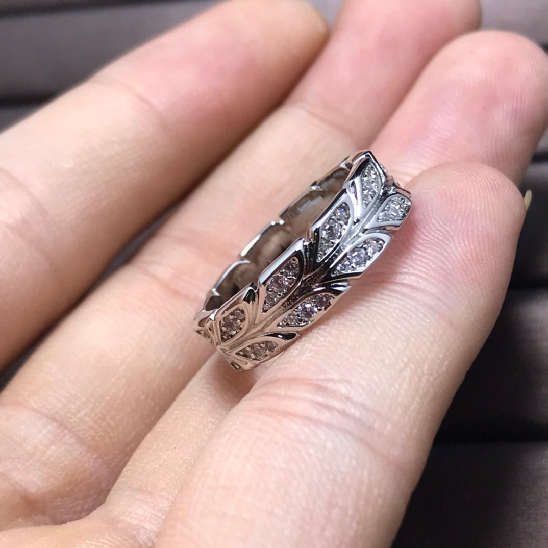 TIFFANY OLIVE LEAF RING DIAMONDS