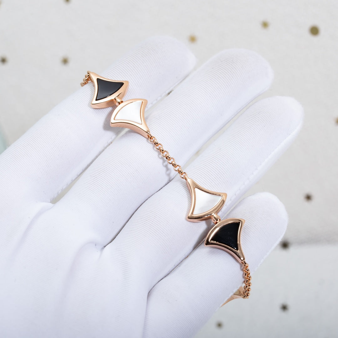 BVLGARI DREAM MOP AND ONYX BRACELET PINK GOLD