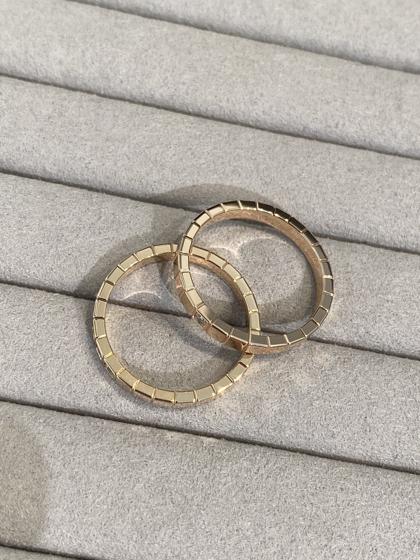 CHOPARD ICE CUBE PINK GOLD RING