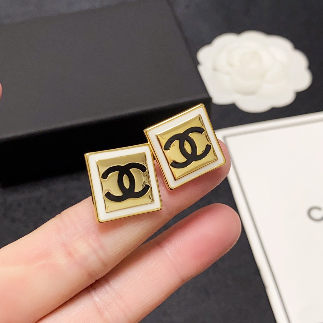Chanel Light Gold And White Enamel Square Earrings