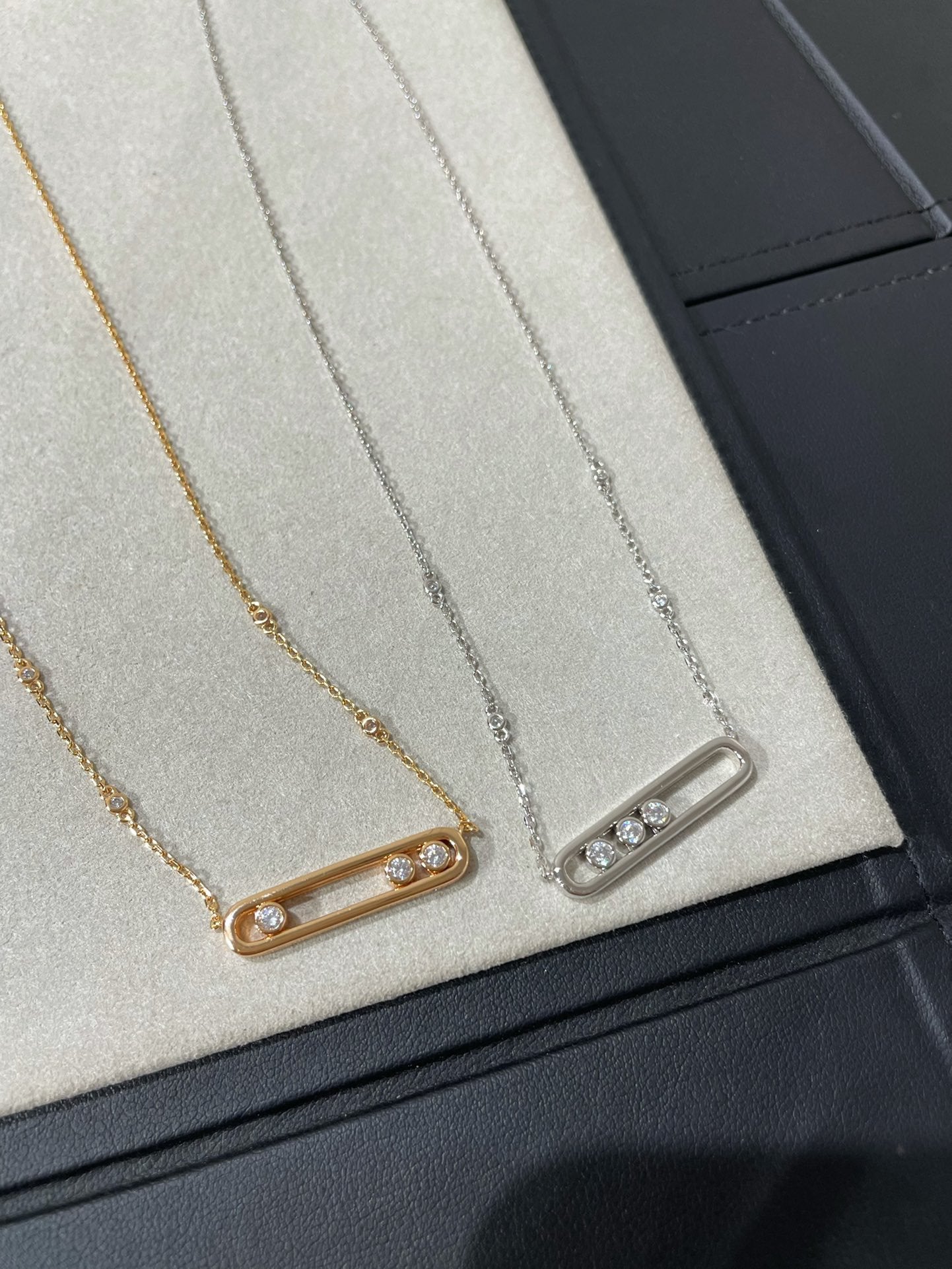 MESSIKA MOVE 3 DIAMOND NECKLACE