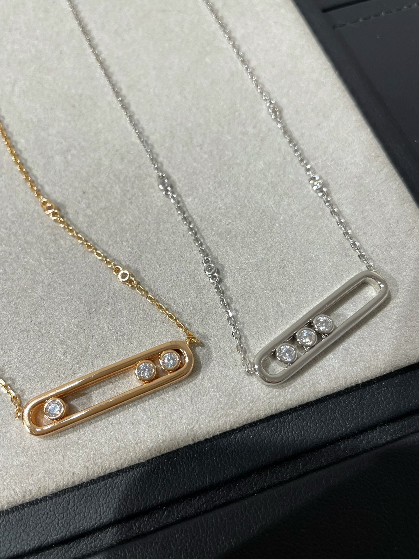 MESSIKA MOVE 3 DIAMOND NECKLACE
