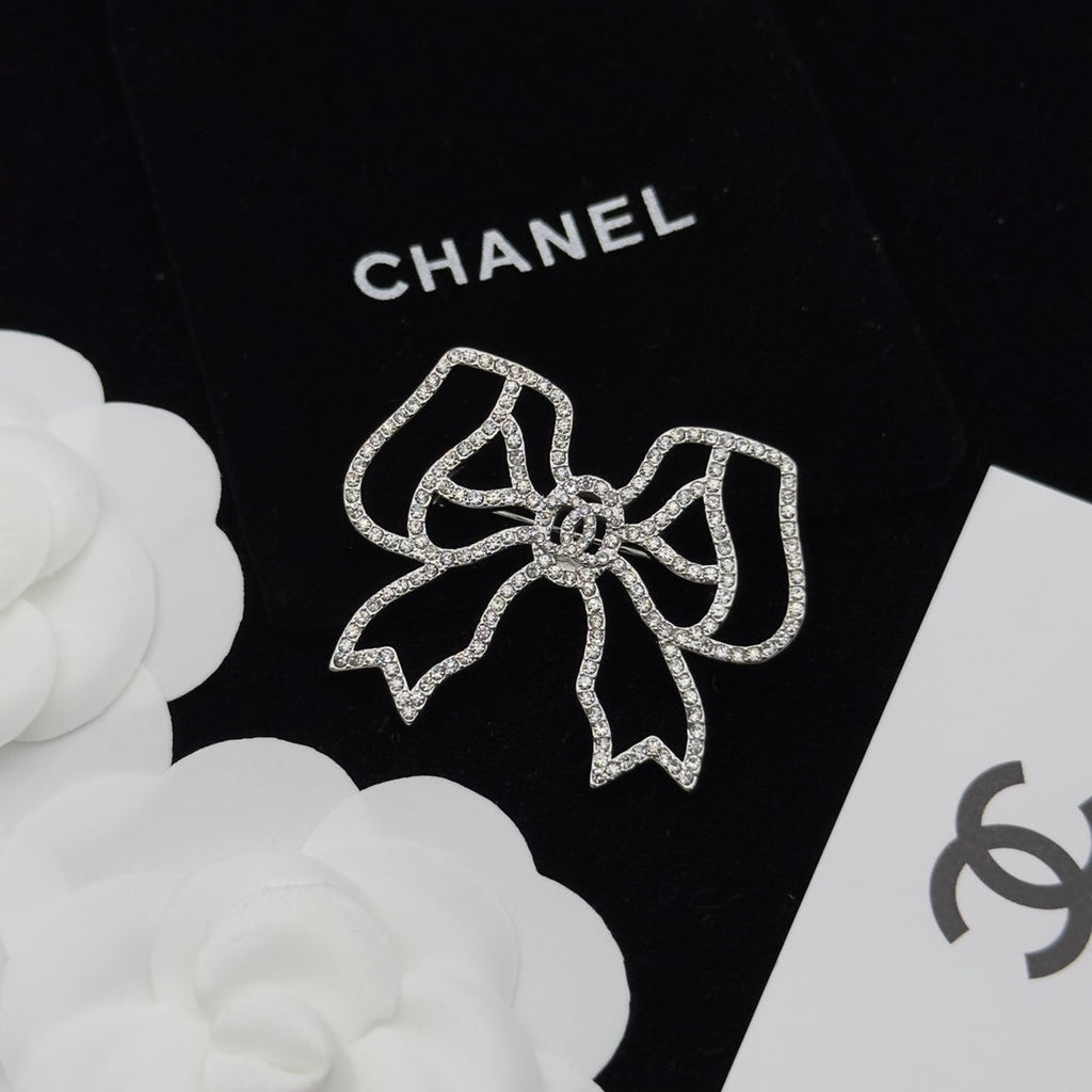 Chanel Brooch Silver 173222