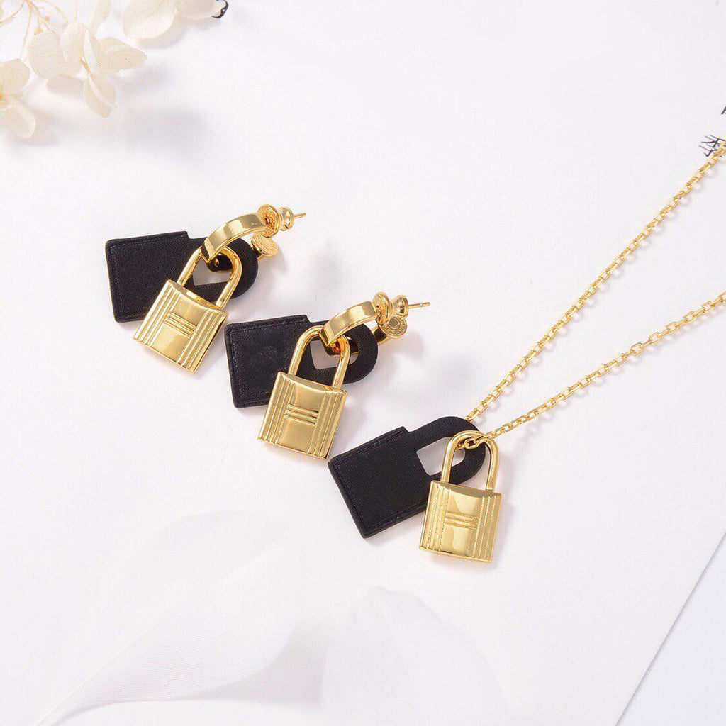 HERMES O'KELLY GOLD EARRINGS
