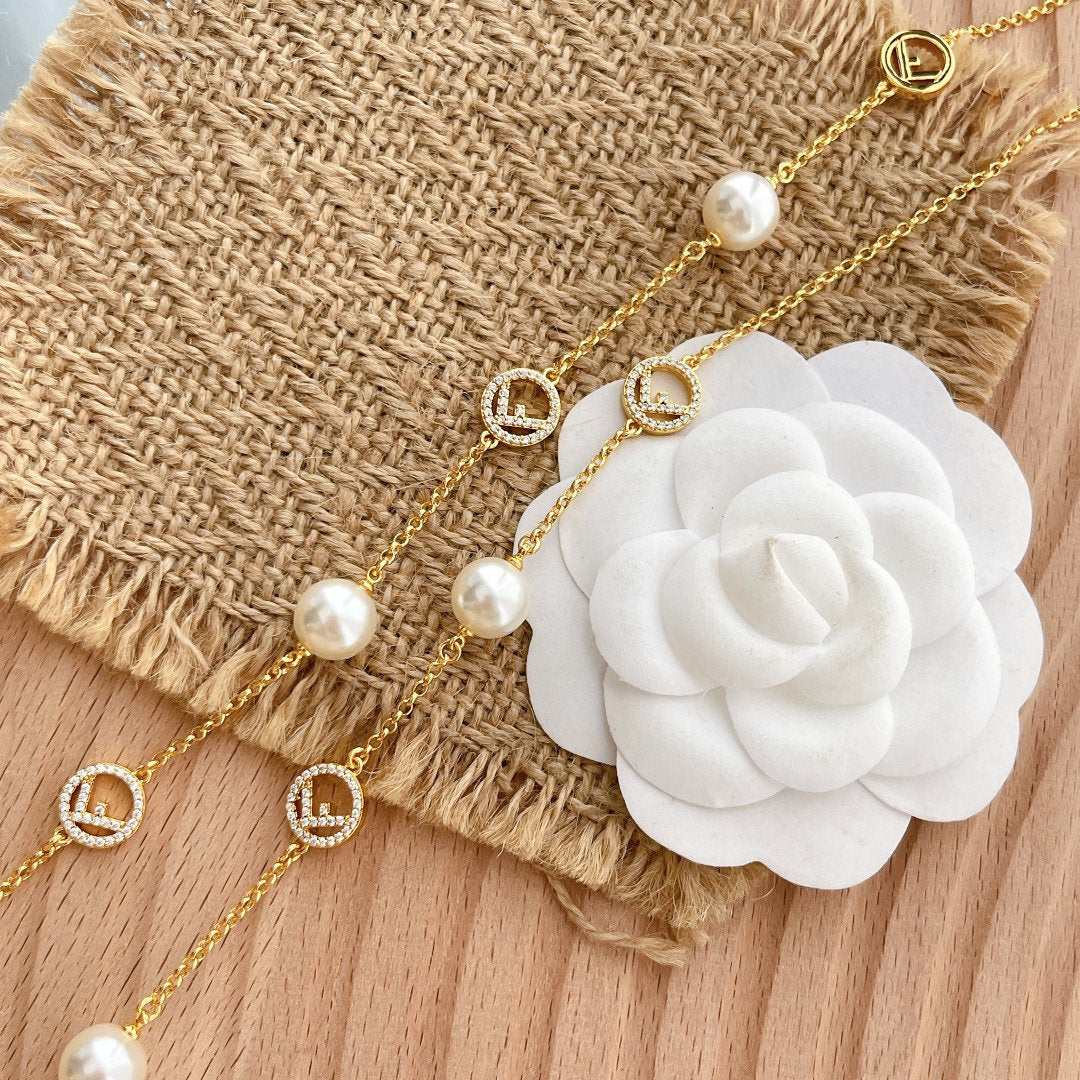 FENDI FF 6 MOTIF PEARL GOLD DIAMOND NECKLACE