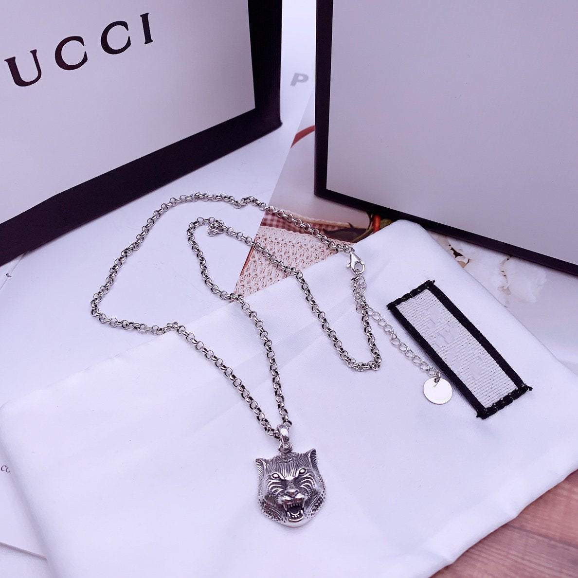 GUCCI STERLING SILVER TIGER HEAD PENDANT NECKLACE UNIQUE