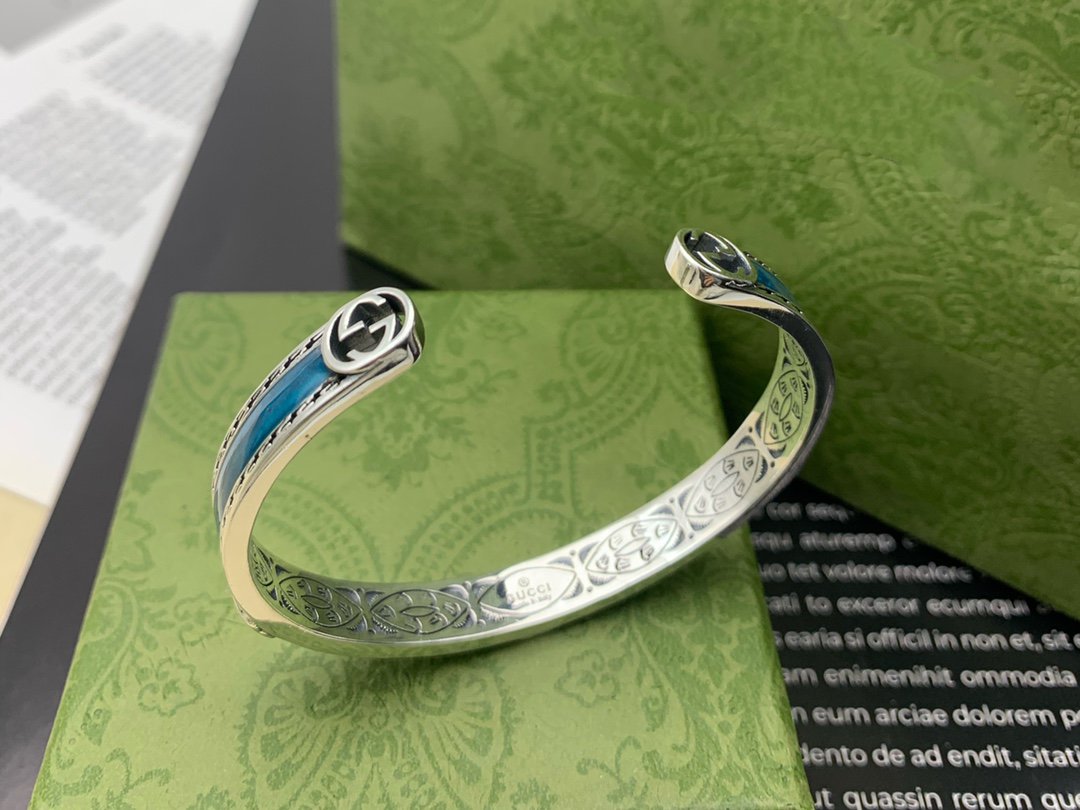 GUCCI GG TURQUOISE ENAMEL BRACELET