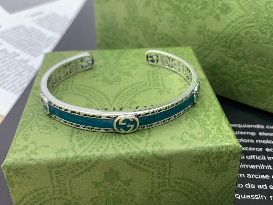 GUCCI GG TURQUOISE ENAMEL BRACELET