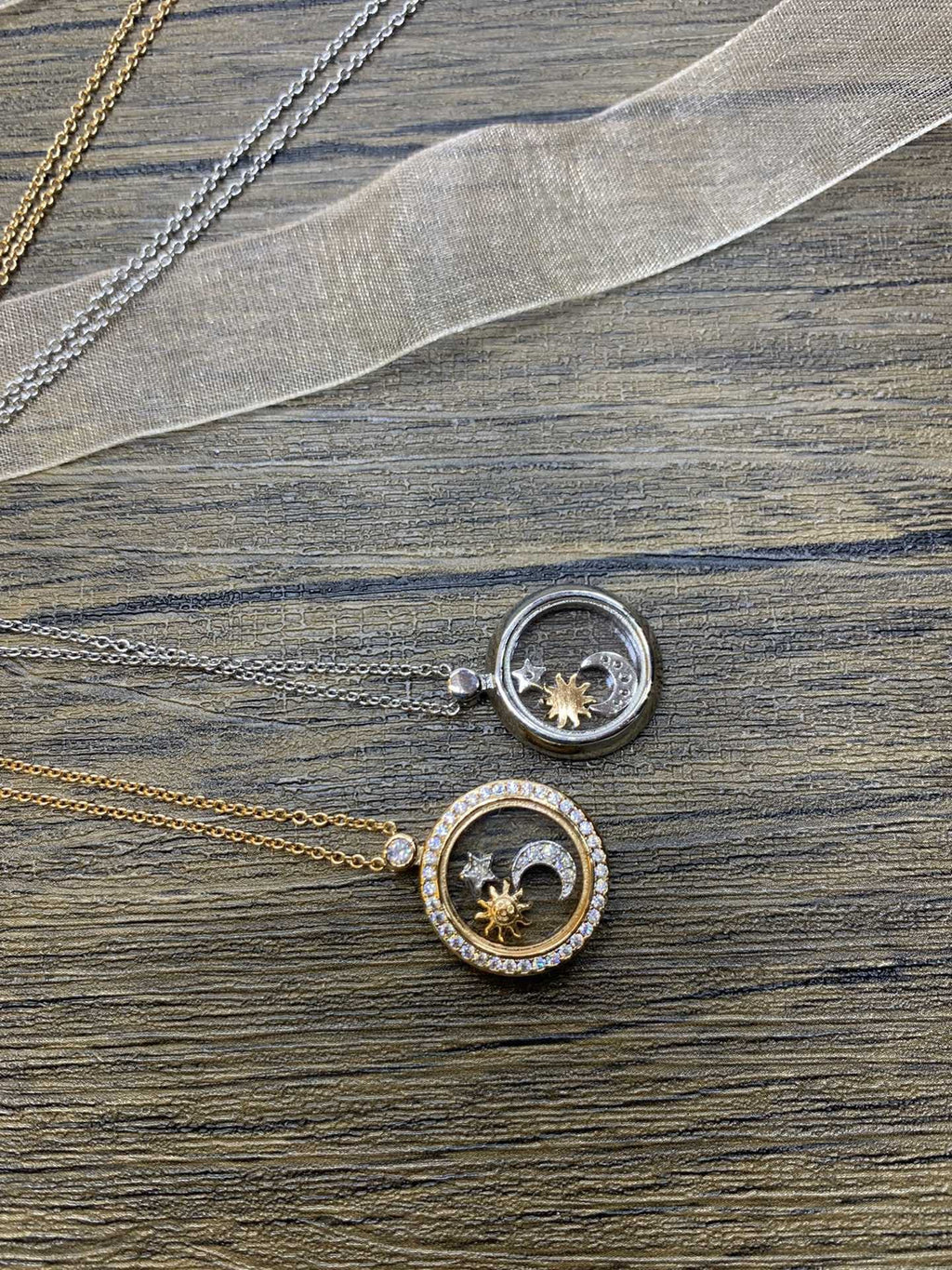 CHOPARD SUN MOON STAR NECKLACE DIAMOND