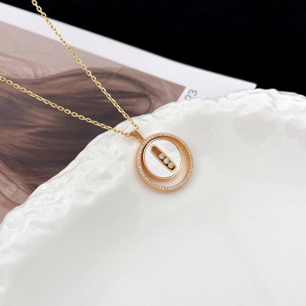 MESSIKA LUCKY MOVE MM NACRE BLANCHE DIAMOND NECKLACE