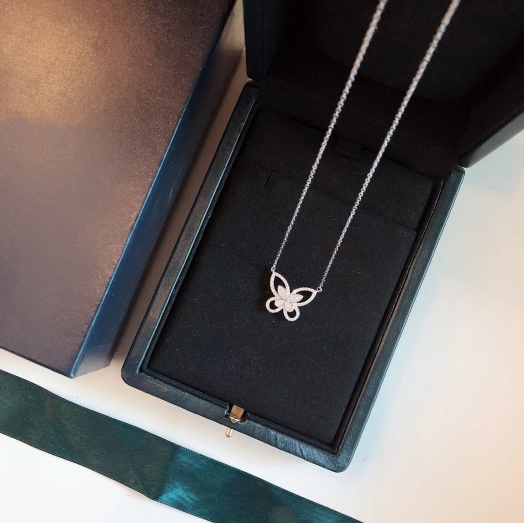 GRAFF BUTTERFLY SILHOUETTE SILVER DIAMOND NECKLACE