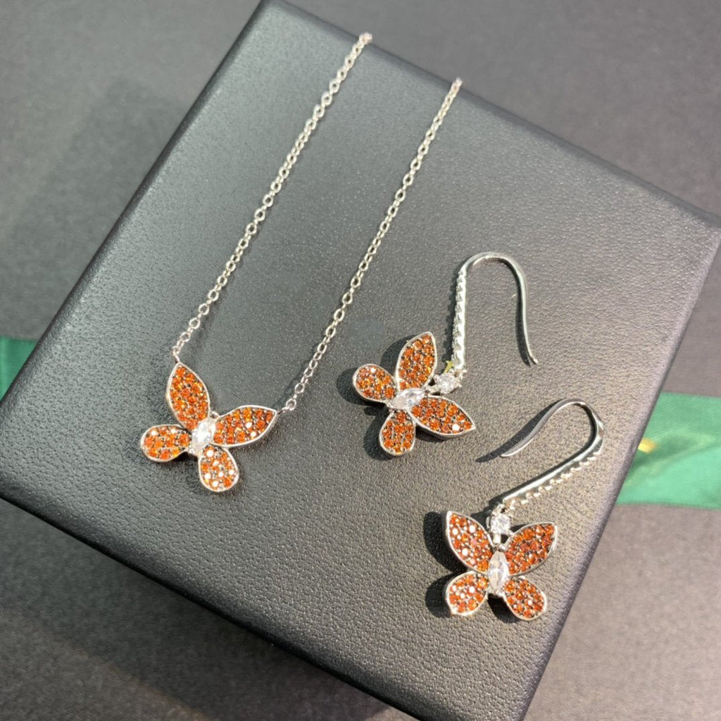 GRAFF BUTTERFLY ORANGE DIAMOND PAVED NECKLACE