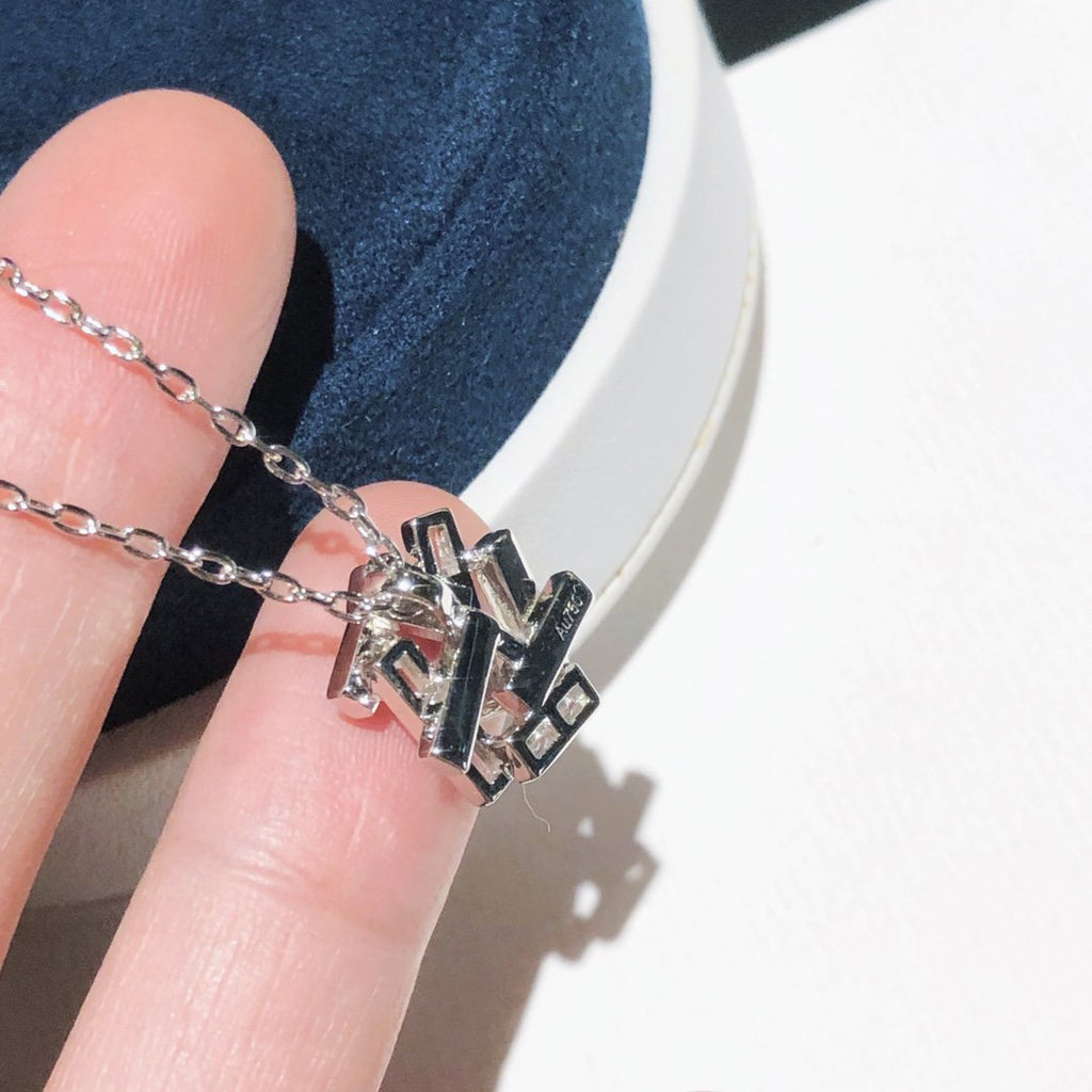 GRAFF THREADS SILVER DIAMOND NECKLACE