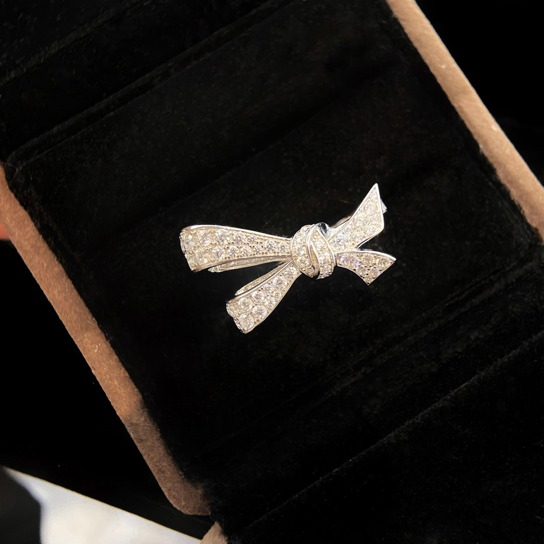 GRAFF TILDAS BOW SILVER DIAMOND RING