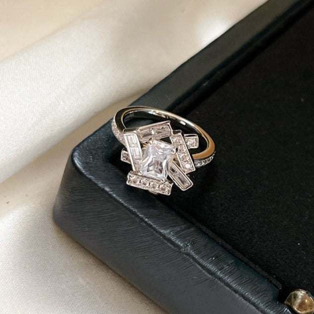 GRAFF THREADS SILVER DIAMOND RING