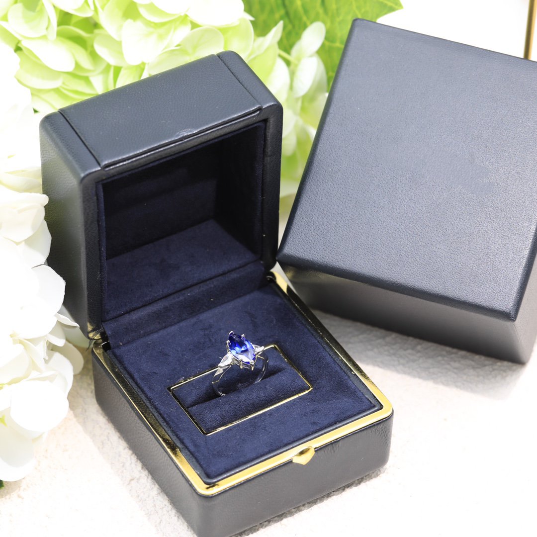 GRAFF PROMISE MARQUISE CUT BLUE DIAMOND ENGAGEMENT RING