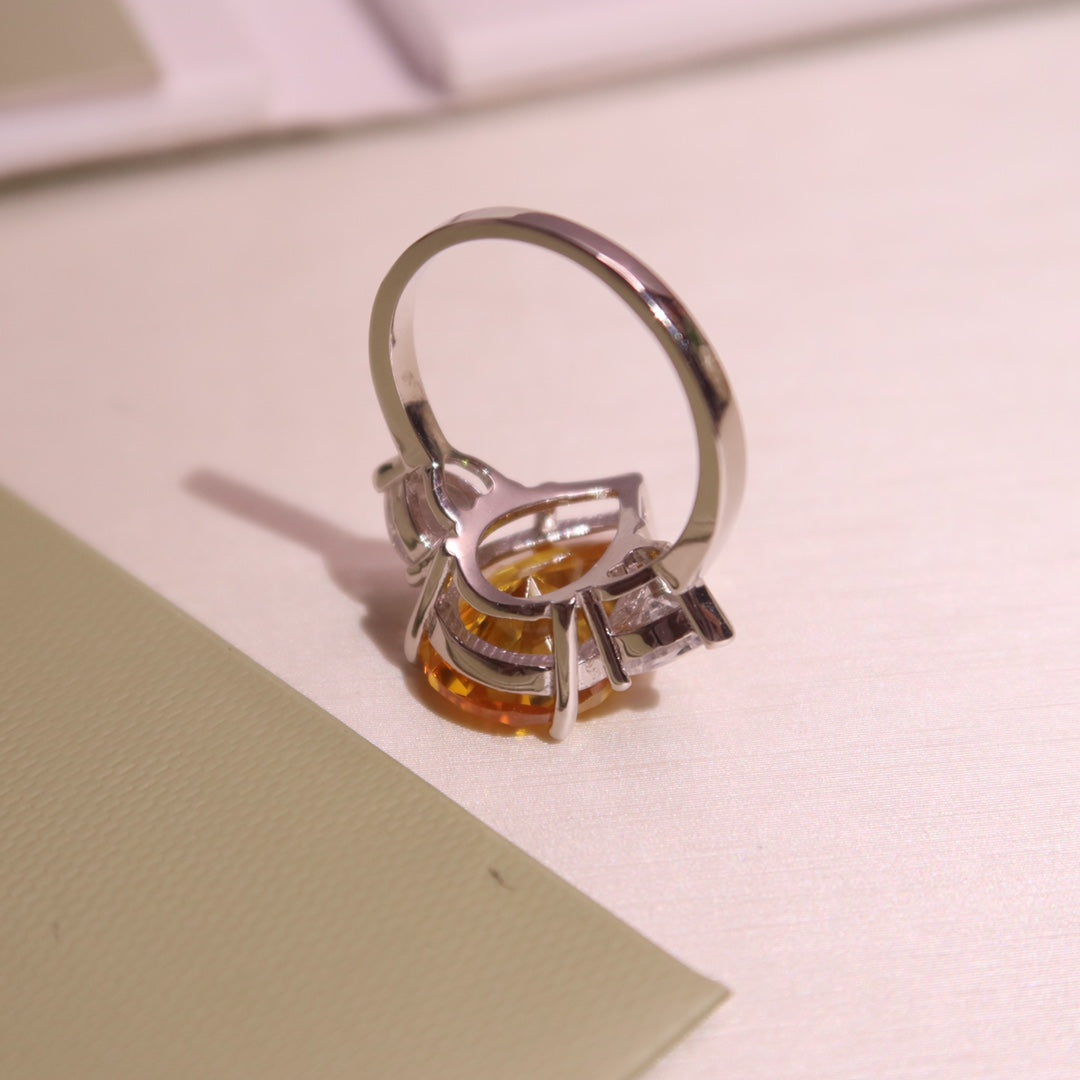 GRAFF PROMISE PEAR SHAPE YELLOW SILVER DIAMOND RING