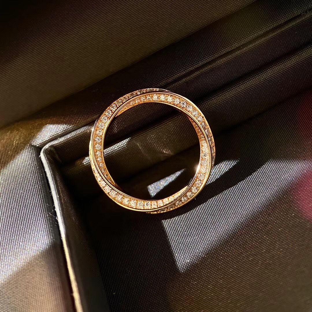 GRAFF SPIRAL PAVED DIAMOND BAND RING