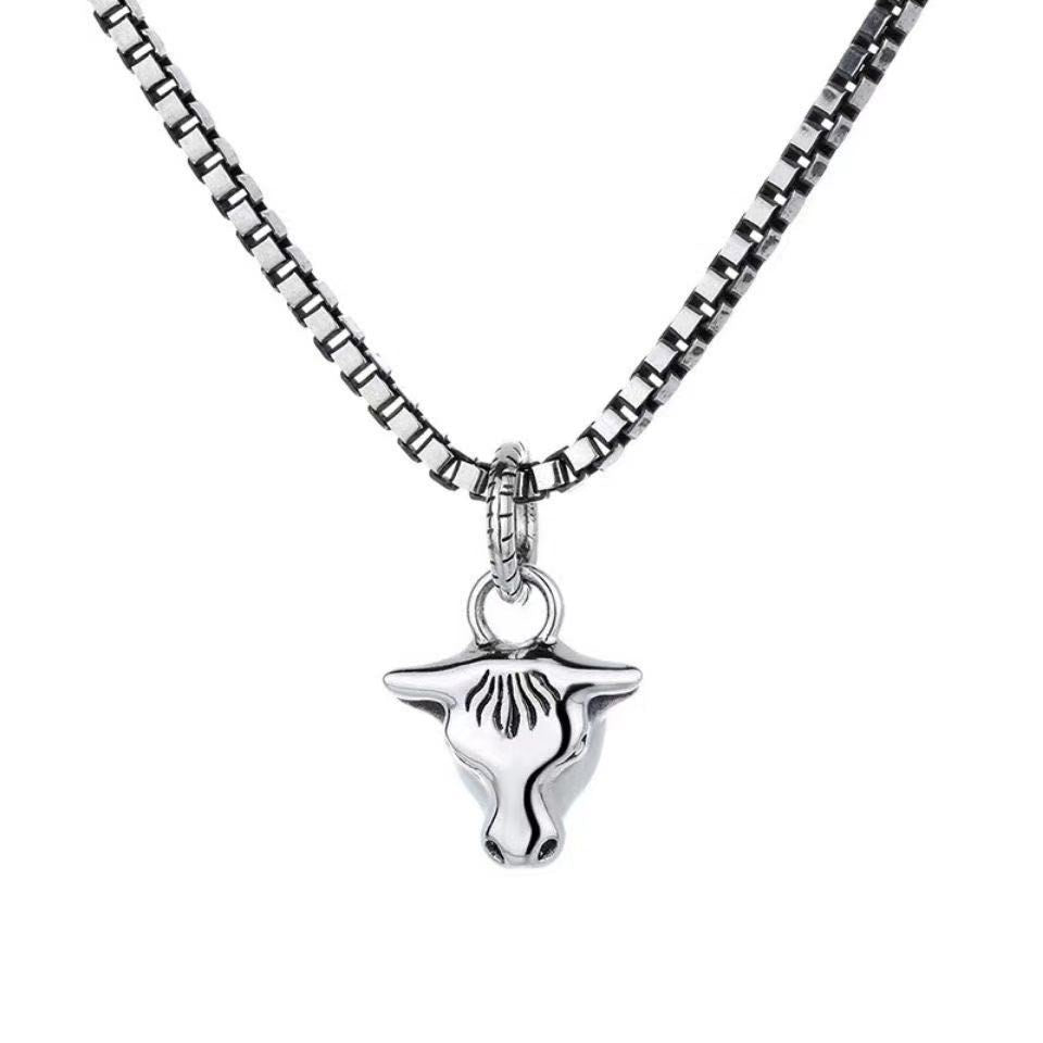 GUCCI GG DOUBLE CLASSIC RETRO STERLING SILVER COW  NECKLACE