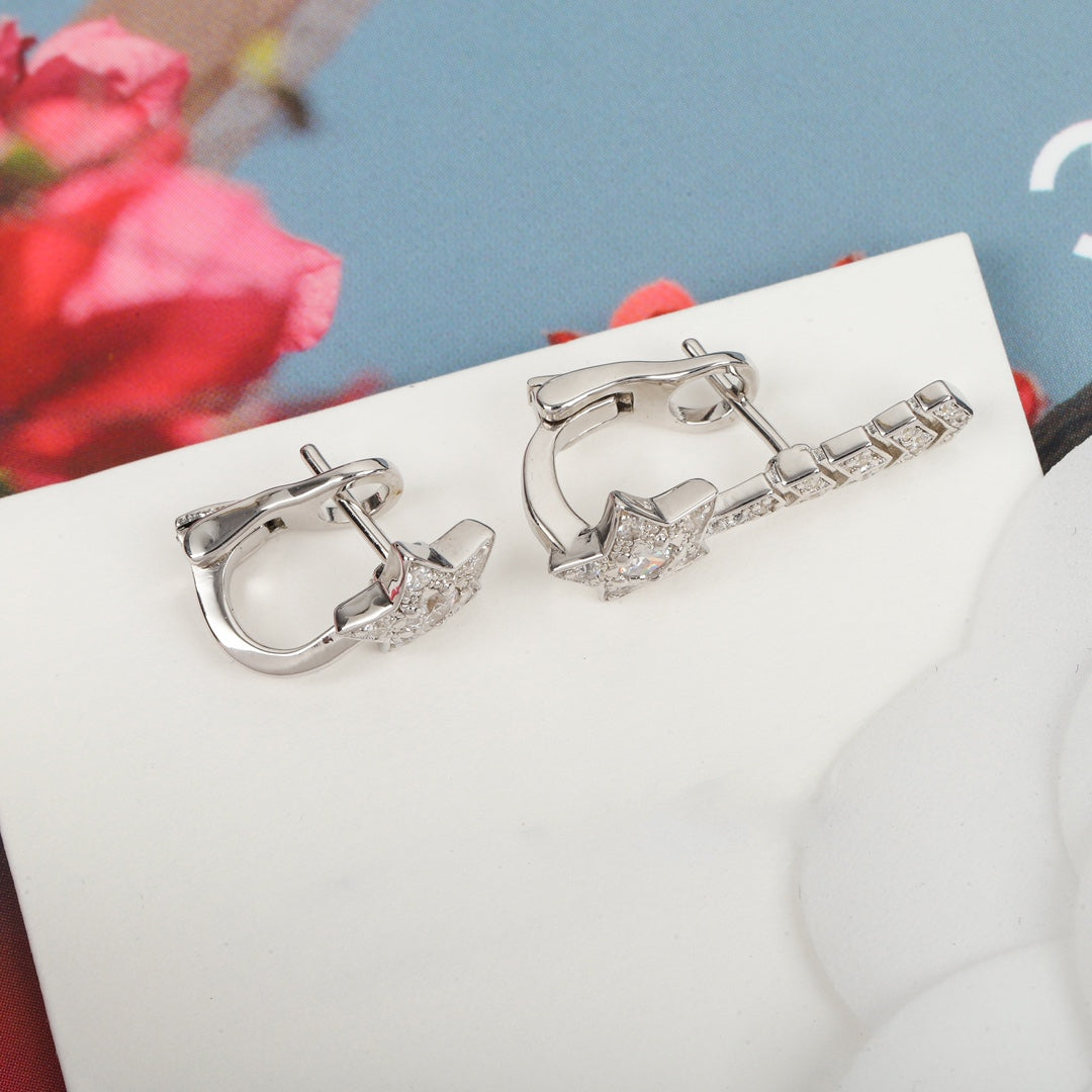 Chanel Comette Etoille Diamonds Flug Silver Earrings
